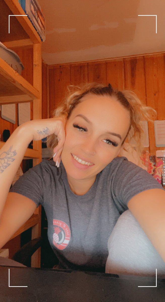 tannanicolee's tweet photo. 💕 https://t.co/efhoZAkxQe
