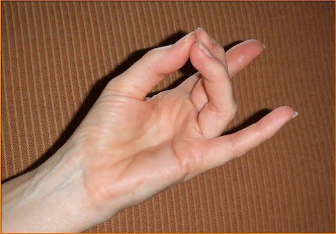 Безымянный палец веревка геншин. Большой средний палец. Безымянный палец веревка геншин. Безымянный палец. Ампутировали безымянный палец.