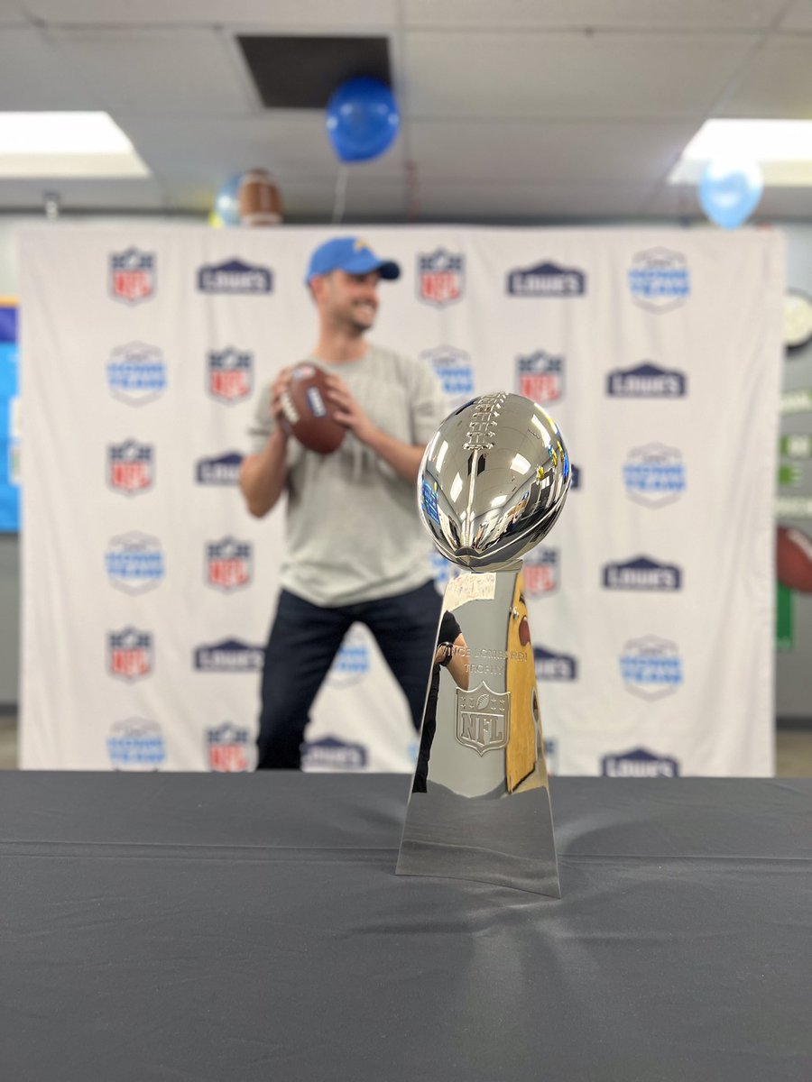 Greg_Hunko's tweet photo. Vince Lombardi trophy touring Southern California https://t.co/HlbPxBAYC4