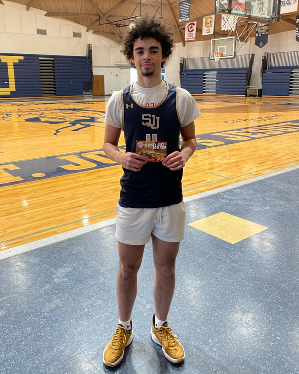BCSNsports's tweet photo. ‼️ 𝗣𝗟𝗔𝗬𝗘𝗥 𝗢𝗙 𝗧𝗛𝗘 𝗪𝗘𝗘𝗞 ‼️

We'd like to give a BIG 𝑪𝒐𝒏𝒈𝒓𝒂𝒕𝒖𝒍𝒂𝒕𝒊𝒐𝒏𝒔 to Kennedy Vaughn of the @sjj_basketball Titans for winning the @BurgerKing 𝗣𝗹𝗮𝘆𝗲𝗿 𝗼𝗳 𝘁𝗵𝗲 𝗪𝗲𝗲𝗸! 🏅

Sports Nightly has more at 10:30pm:
📲 https://t.co/9eoUHMvPX1 https://t.co/v4T3hdv89n