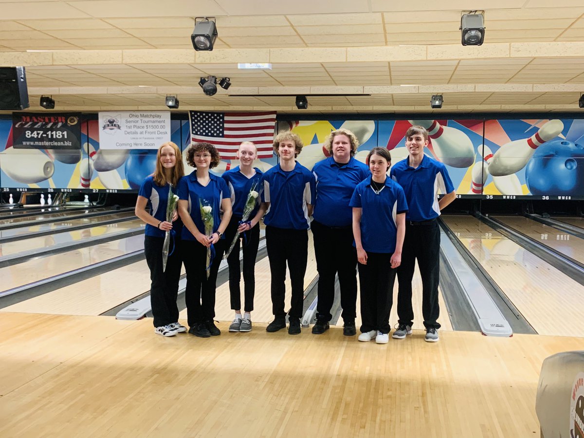 HBHSathletics's tweet photo. Senior recognition this afternoon for our boys and girls bowling members!!! Congrats and good luck today vs. Delaware and the remainder of the season ! 🎳 @HBBowling @BradleyHS https://t.co/VoUg8tel5w