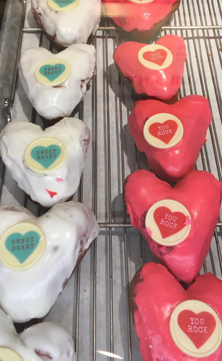 cacaoguru1's tweet photo. Chocolate Day is in one week!

Check out these treats at #standonuts 

#chocolate #Donuts #cacaoguru https://t.co/gI4DQzt4Ql