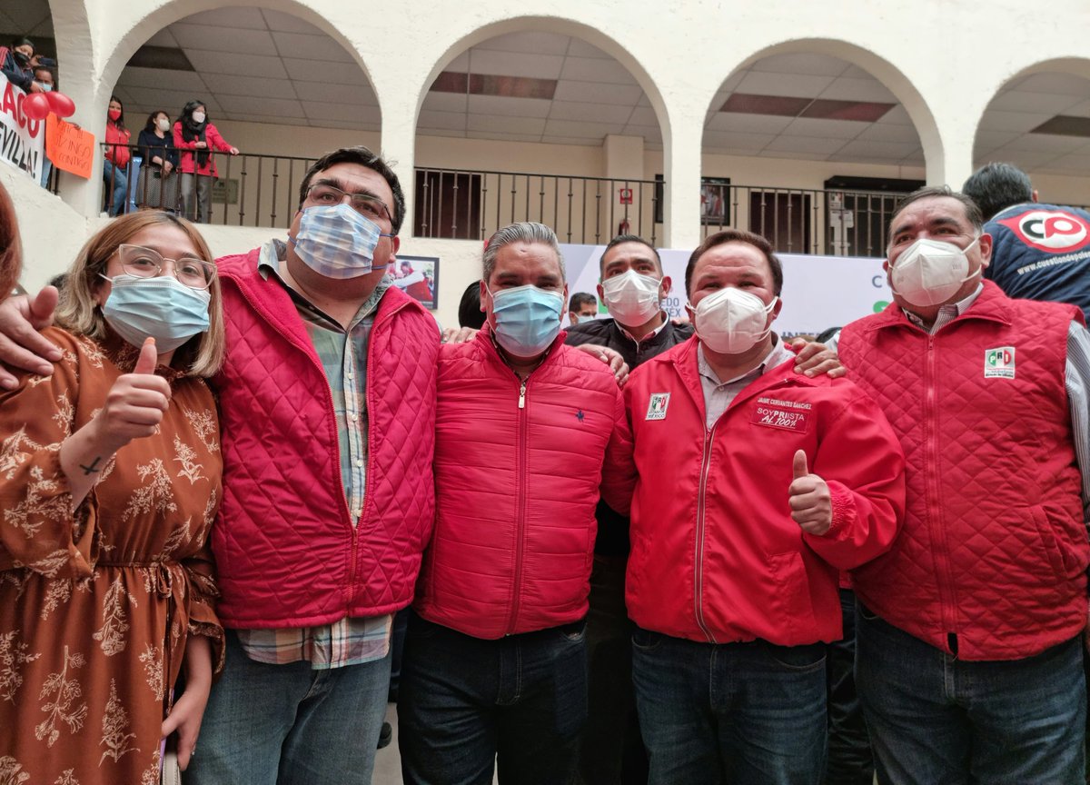 jaimejuntos's tweet photo. Las y los priistas mexiquenses, en especial los del #IVDistritoLocalLerma felicitamos a nuestro amigo @EricSevillamx y a nuestra amiga @MonseSobreyra por su registro ante la comisión de procesos internos del Comité Directivo Estatal del PRI. #ATrabajarSeHaHecho https://t.co/6wSznWH3iJ
