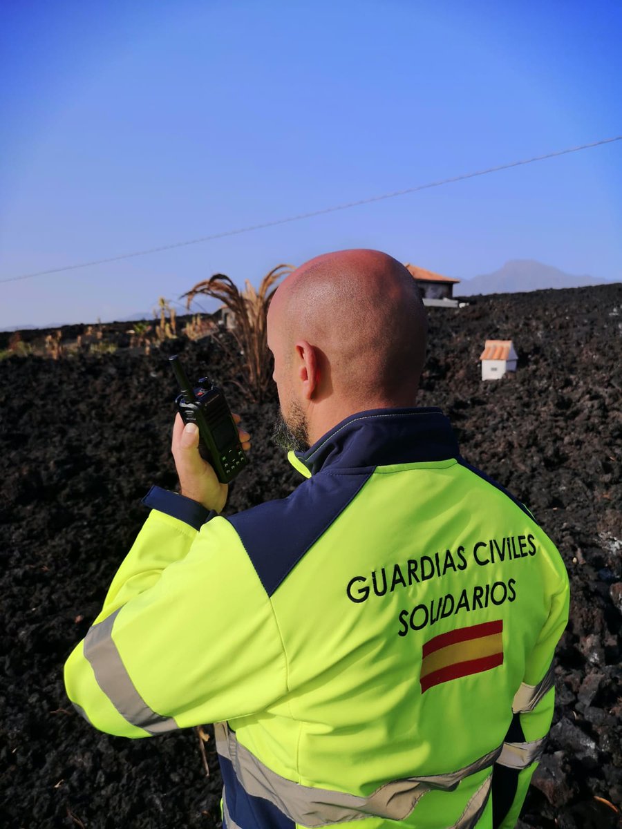 Agradecimientos a la empresa Global Radio System por facilitarnos equipos para las comunicaciones.
#operacióncumbrevieja
#lapalmanoseolvida