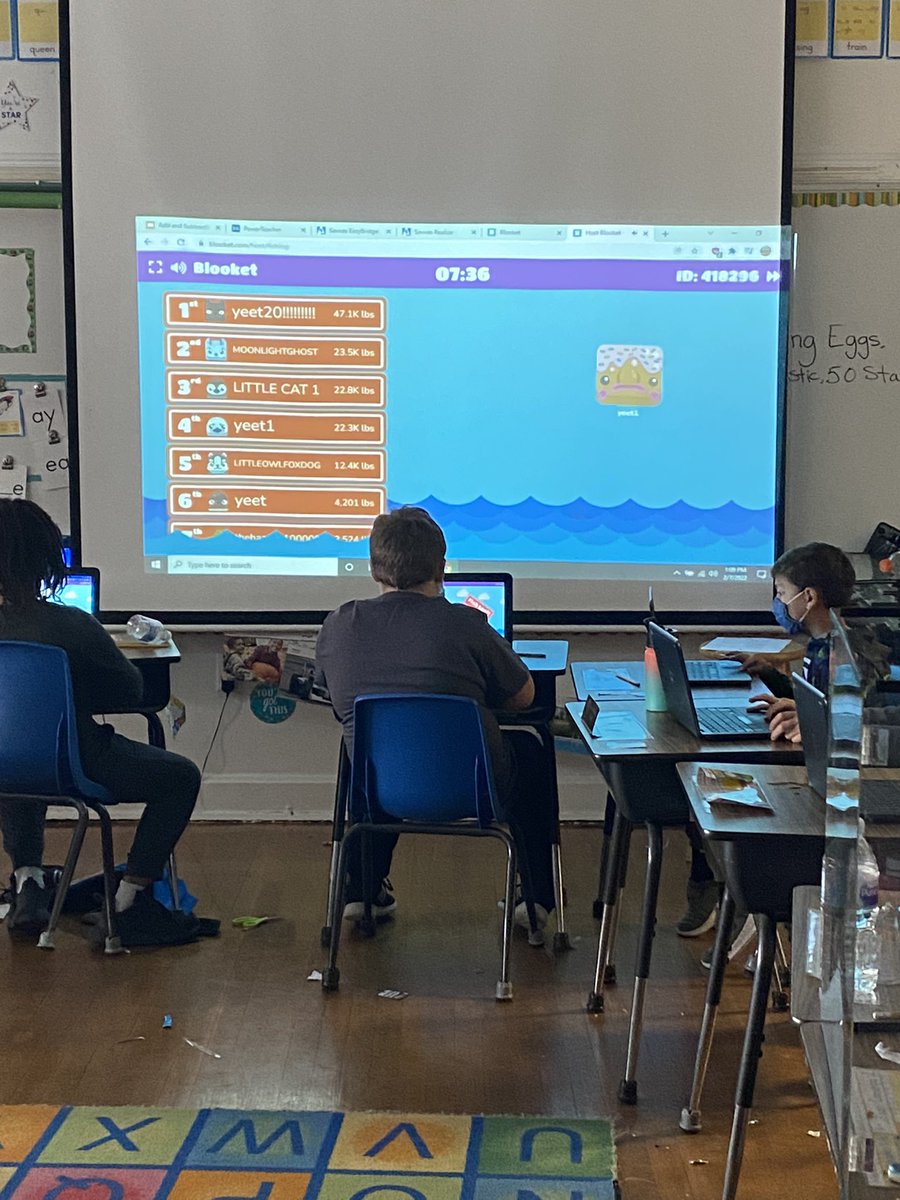 MrsTFort's tweet photo. Having fun using Blooket while we learn about contractions. Thank you for sharing this great learning tool with us! @CoachPringle @WanamassaElem #learningisfun https://t.co/AxdNpVDdER