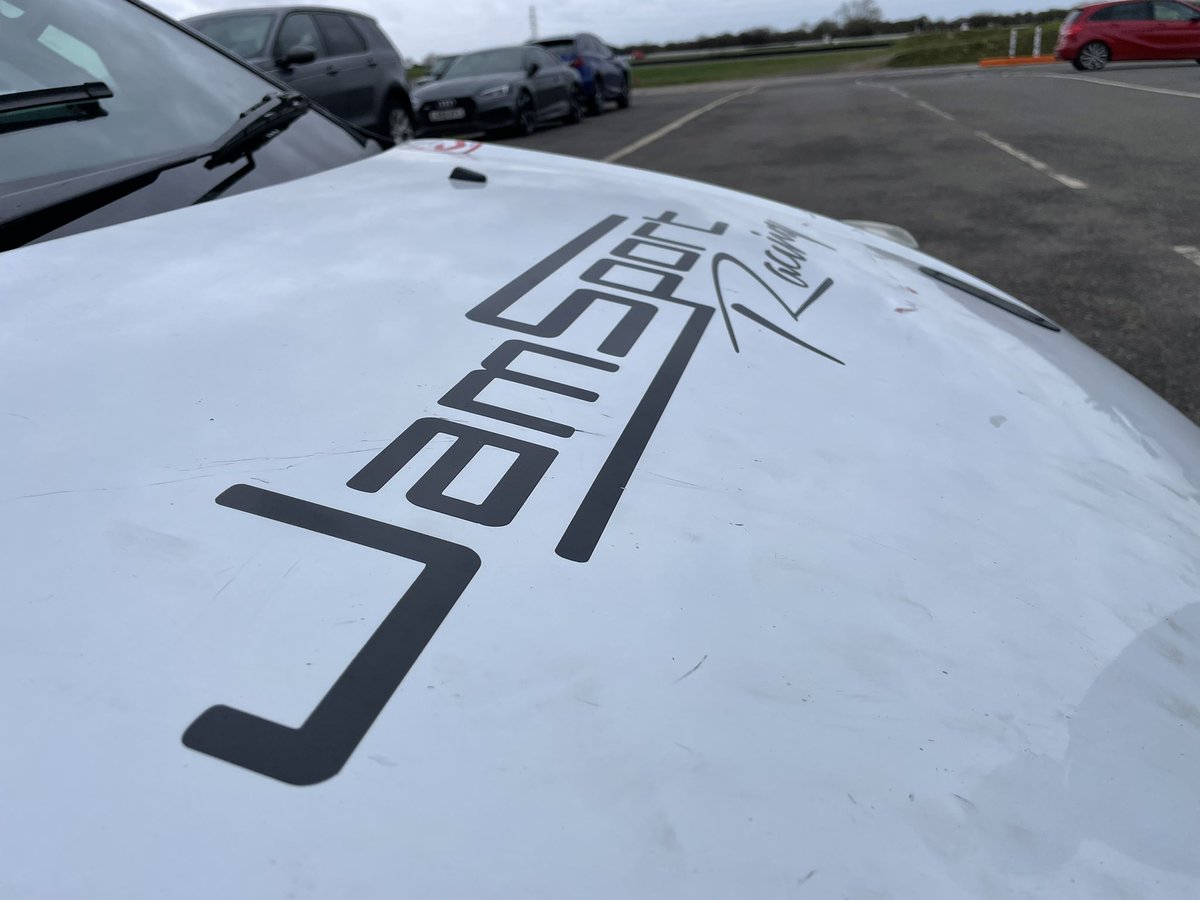 KyanGohill's tweet photo. Awesome weekend in round 2 of the @Fiesta_Junior scholarship with @JamSportRacing #Motorsport #Scholarship #fiestajuniors #ford @SparcoOfficial @WhyArai https://t.co/I2G9Yc1Edl