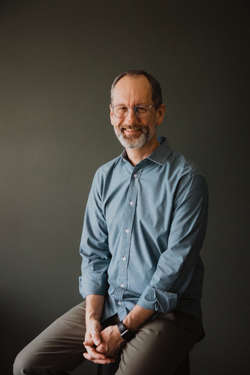 After much prayer, we are thrilled to announce that #broadcastmedia and #ministry veteran, Wes Ward, has been named Moody Radio’s next vice president to succeed our retiring Doug Hastings! 💚🎧

Learn more about Wes’s heart for radio broadcast ministry ➡️ bit.ly/wesward-mradio…