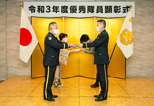 陸上自衛隊　顕彰状です 模範的な勤務実績や顕著な功績を上げた隊員を表彰する #陸自 の「#優秀