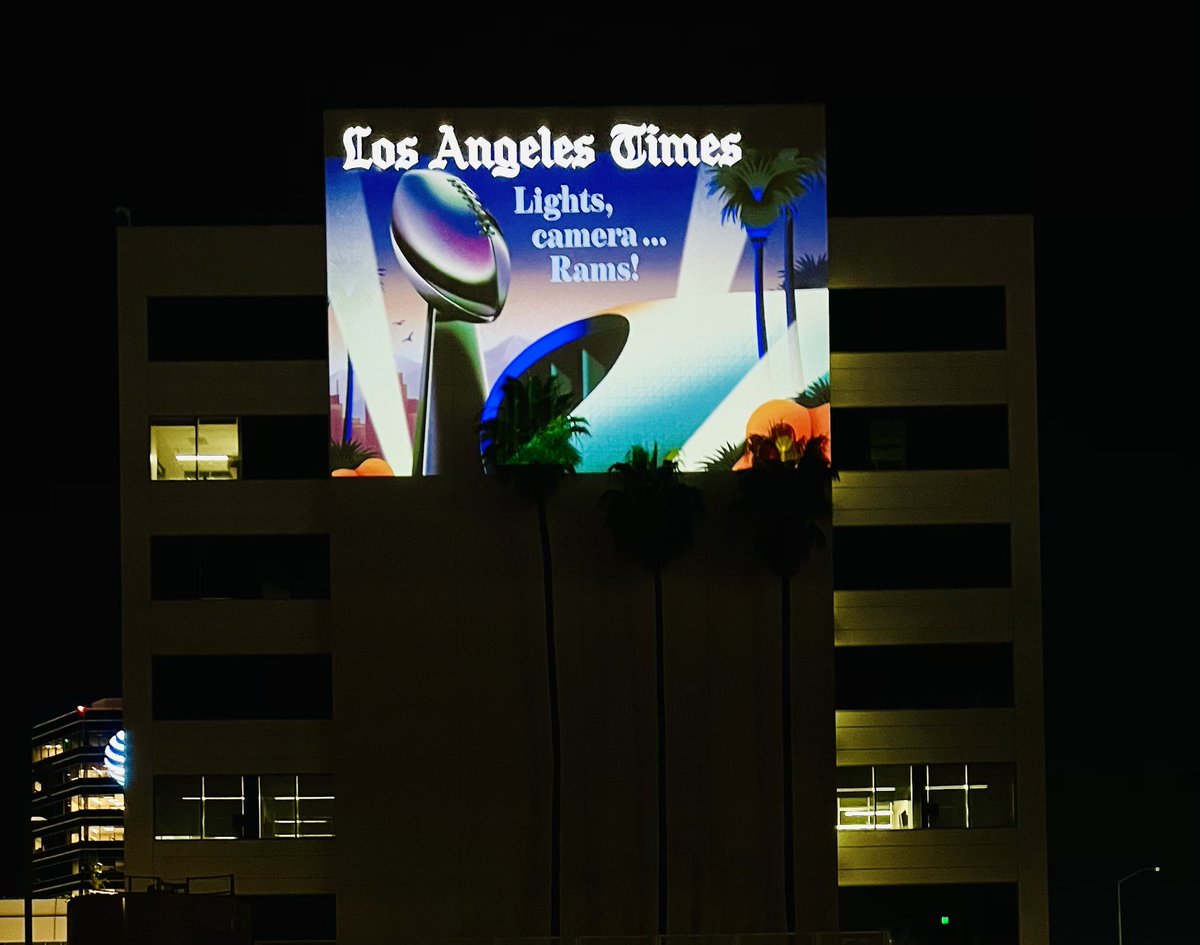 DrPatrick's tweet photo. LATimes bulding tonight. Go Rams ⁦@latimes⁩ https://t.co/K56KzbcRxZ