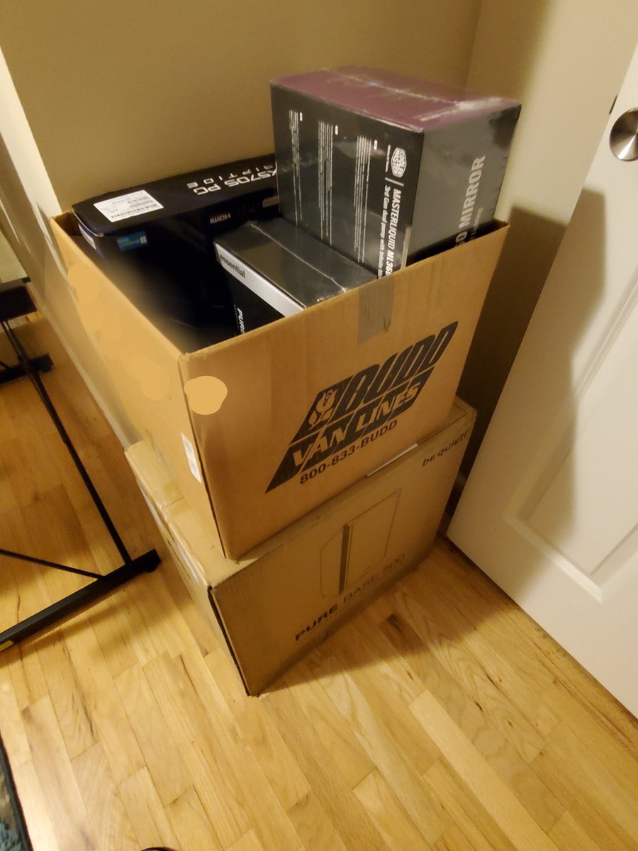 8bit_angela's tweet photo. Step 1: buy a box
Step 2: buy parts
Step 3: throw the parts in box

Am I doing it right? https://t.co/7Jk4QUNn96