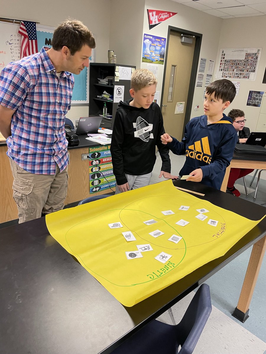 #KleinISDscience #scienceinaction
Krimmel students compare &amp; contrast potential &amp; kinetic energy of several real world examples. Great science discourse Mr. Faus 🤓