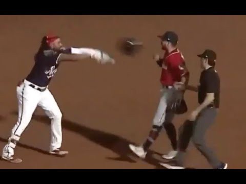 thinkpitch's tweet photo. In my opinion the confrontation led to Walton hindering or impeding Ramos' advance around the bases.
Read more 👉 https://t.co/Iehsf1Lhim
#homerunfight #HRfight #fightbreaksout #baseballrulesacademy #AutomaticFourBaseAward #HomeRun #RulesGuyVideo #RamosSHomeRun #RulesExperts https://t.co/FmzTuYasTG