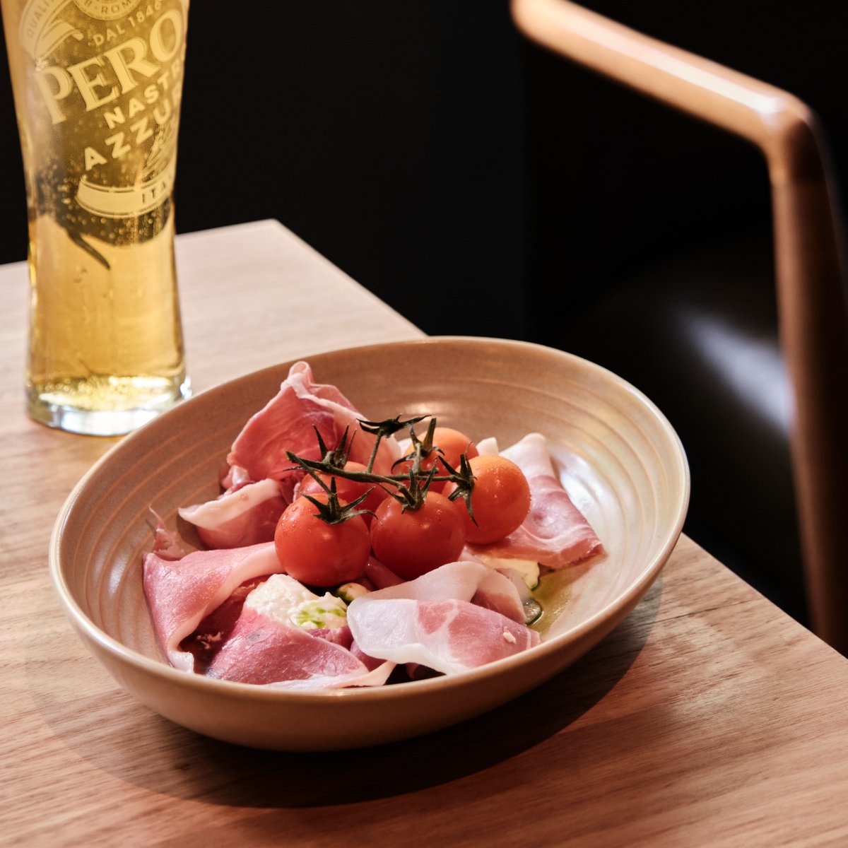 It's a Peroni/Proscuitto di Parma kinda afternoon
.
.
.