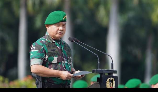 KSAD Jenderal Dudung: Bahar Smith dan Rizieq Shihab Enggak Usah Macam-Macam, Ibadah Saja yang Baik dlvr.it/SJZHYY