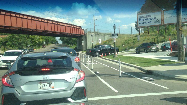 PioneerPress's tweet photo. Starbucks: Demolish ‘Snarshall’ drive-thru at Snelling, Marshall avenues in St. Paul, add new pedestrian patio
https://t.co/C1dkEilL2e https://t.co/RmrDZCJ6Kc