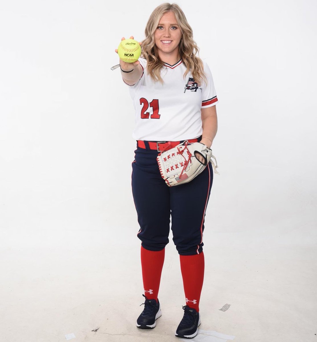 RMUSoftball's tweet photo. 3️⃣ of the Final Four, set. 

@Tay_Rhinehart, @kjv32 and @alainayork2 have advanced!

But the roomies, @janegarver14 &amp; @juliaehrman, couldn’t decide a winner tonight. So tmrw they will go H2H during live to decide who takes on Taylor. 

Tune in, it’s going to be fun!
#SummitSzn https://t.co/ket4UHrFKu