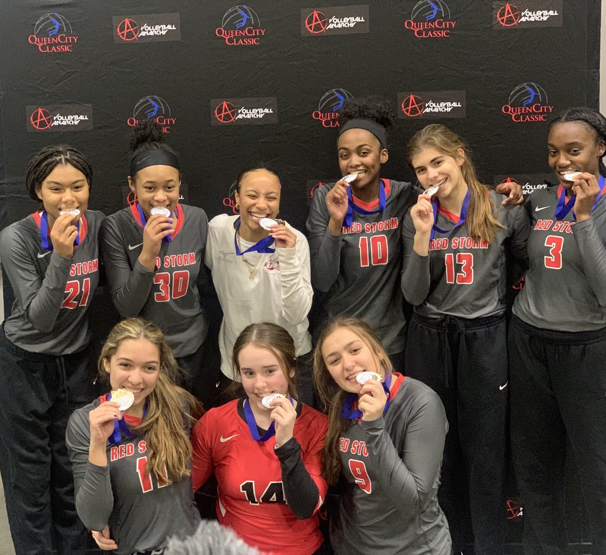 1st place finish in the Queen City Classic this weekend in Charlotte, North Carolina♥️🖤 <a href="/redstormvball/">Red Storm Volleyball of Baton Rouge</a> 16’s