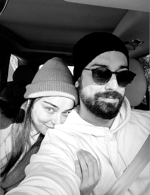 VCarballo's tweet photo. #AlpNavruz ve #AyçaAyşinTuran ❤️ https://t.co/DBf33zzcr2