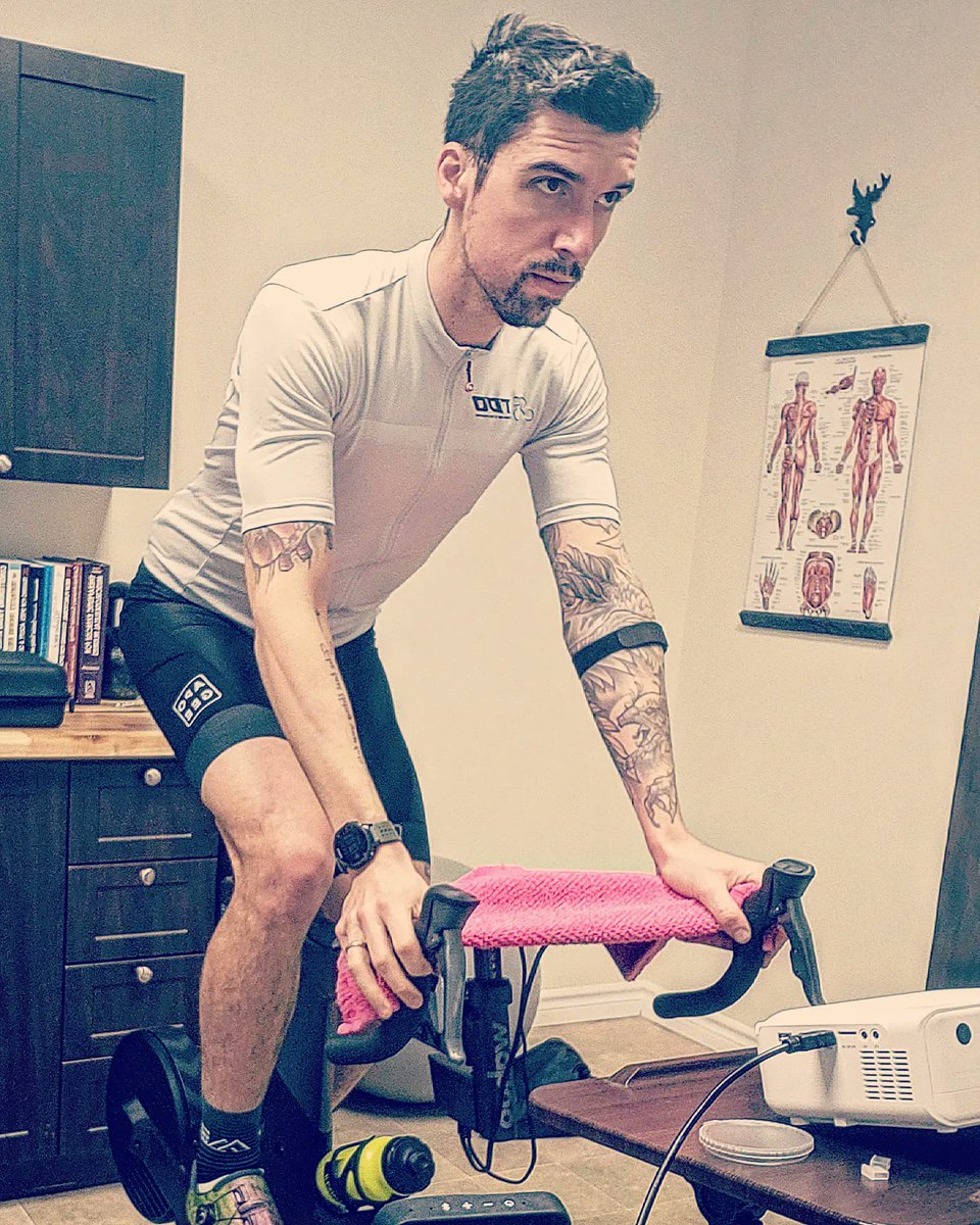 JBkinrmtnd's tweet photo. Training session on @GoZwift during lunch at @MotrixEducation located in @CrossFit Authentique 

#CrossFit #cycling #cyclisme

@tourdeloutaoua1
@cdncyclist 
@wahoofitness https://t.co/zOrwJmp0wY