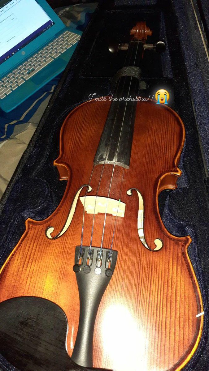 Galactic_nftt's tweet photo. The good old days
#violin
#music https://t.co/z6u6nlzThq