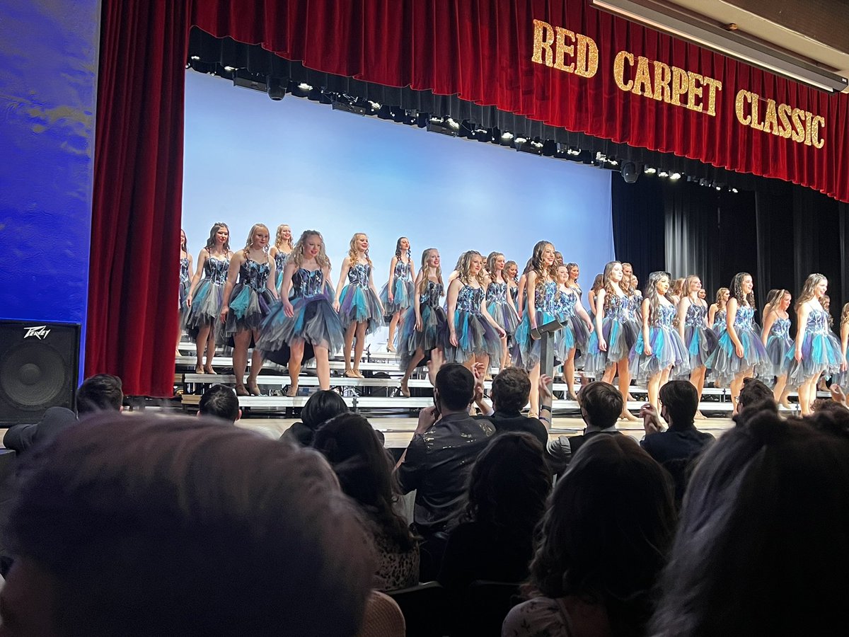 DJKDuBOmaha's tweet photo. Grateful to watch them rock the stage and, as a team, win 1st place in their division! Continuing to do better and better each time the get to perform.
#Feb06 #ShowChoir #DanceAndSing #Unison #GirlsRuleTheWorld #TiRad2022 #SpecialSaturday https://t.co/MBbO3QMCaX