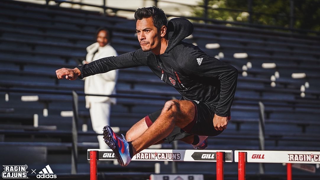 RaginCajunsTRK's tweet photo. Clocked in ⏰

#GeauxCajuns ⚜️ https://t.co/X4raGrG7qy