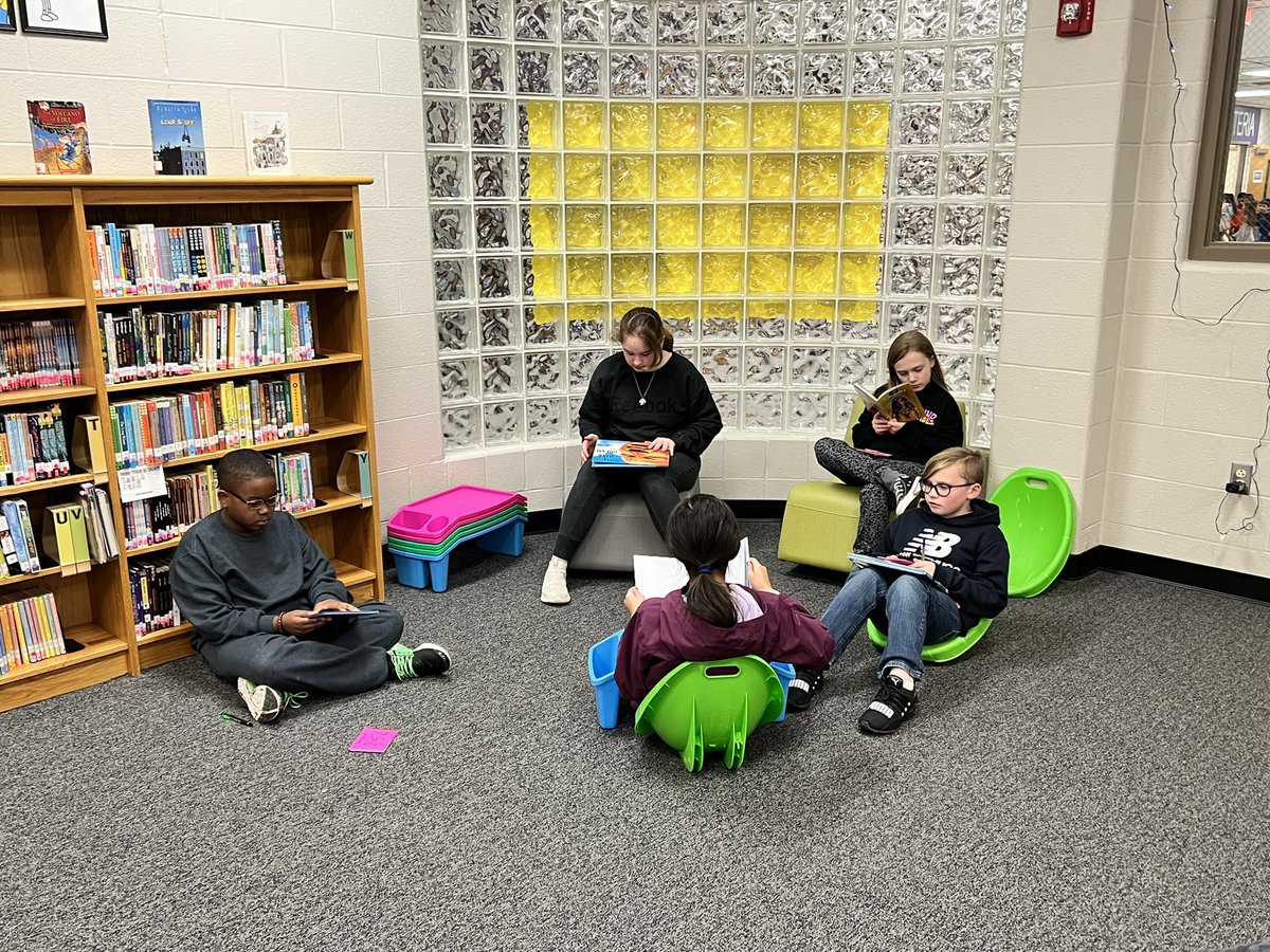 PGE5thGrade's tweet photo. @PGE_Library had some incredible selections for Multicultural Day and Black History Month. We had to check them out! @PGEcubs https://t.co/J79veehzd1