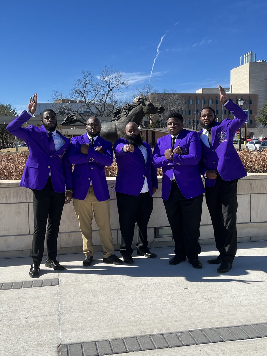 Mu Beta Ques tweet media