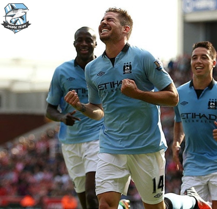 Happy 35th birthday to our former Spanish Midfielder, Javi García!   