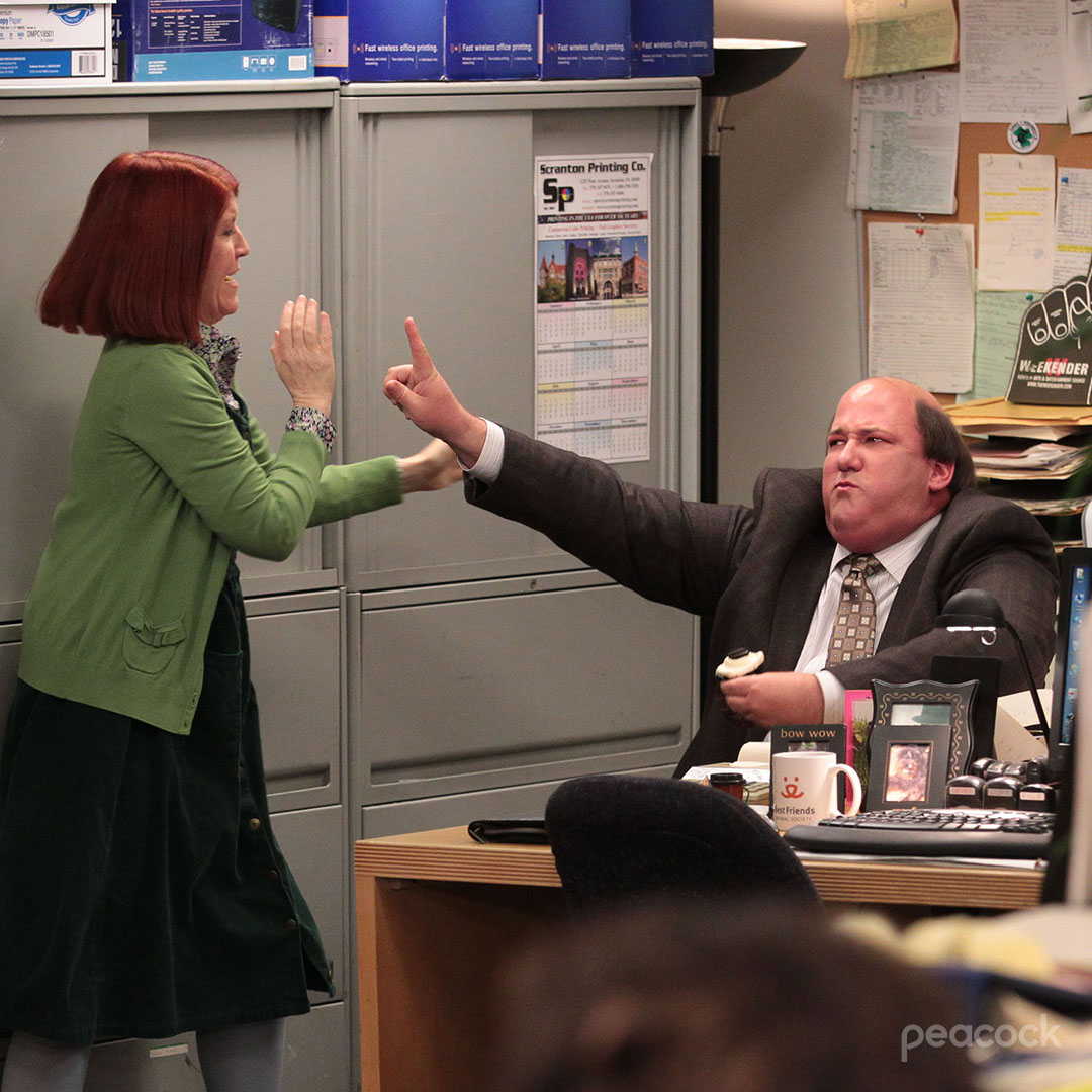 theofficetv's tweet photo. Remember when Kevin risked his life for a cupcake 😤🧁 https://t.co/ozu7u7Rn9i
