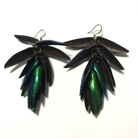 designers4acure's tweet photo. So good I had to share! Check out all the items I'm loving on @Poshmarkapp from @rewarded100_k #poshmark #fashion #style #shopmycloset #vintage: https://t.co/WruipqB2Zq https://t.co/0Ncj3rMZGZ