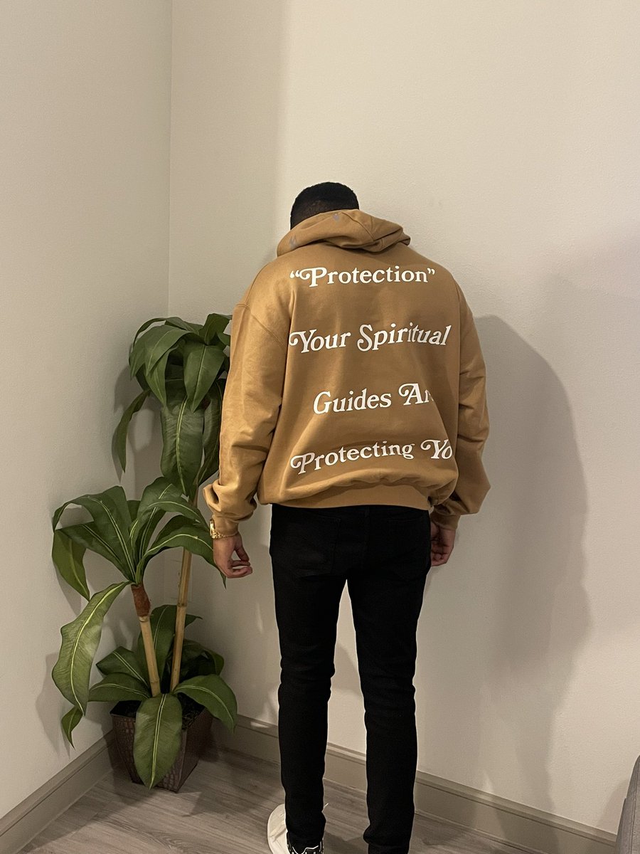 Will_Rozayy's tweet photo. Trust Your Angels 🕊

This will be the only drop until the fall✨

https://t.co/uZveuHu5g3 

*Carmel on grey sample*
Actual hoodies are Carmel on WHITE! https://t.co/C2jKxygCRq