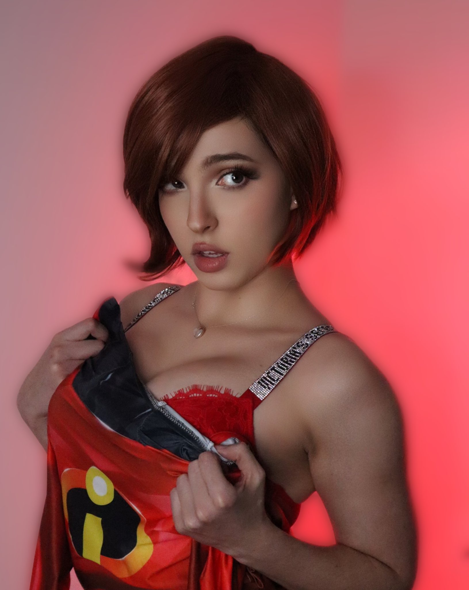 Bri 💋 on X: My Elastigirl set will be hitting OF this week🔥👀  t.coYSEIk7IaQi  X