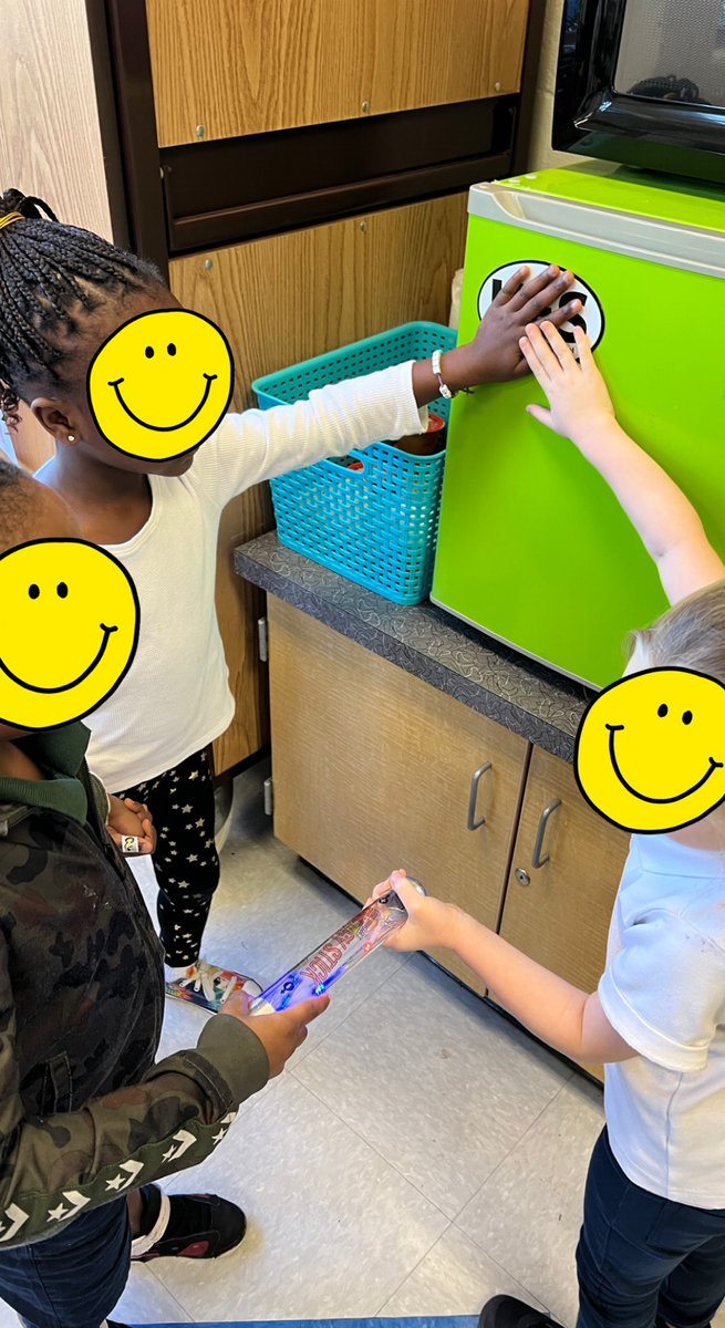 Katie Hagemann (@ms_hagemann) on Twitter photo Using our <a href="/SteveSpangler/">Steve Spangler</a> energy stick to reinforce the idea of our school family. We must connect and work with one another to be the best school family we can be! 💗 @KillarneyE_OCPS #prek Using our <a href="/SteveSpangler/">Steve Spangler</a> energy stick to reinforce the idea of our school family. We must connect and work with one another to be the best school family we can be! 💗 @KillarneyE_OCPS #prek