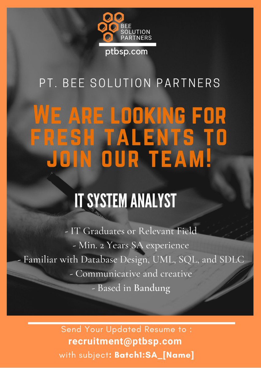 PT_BSP's tweet photo. Selamat pagi tweeps. Saat ini kami sedang mencari teman baru nih untuk mengisi posisi “Programmer” dan “System Analyst”. Requirementnya tercamtum pada lampiran ya.

Mohon bantu sebarkan infonya ya kak🙏🏼 @hrdbacot @ezash @mas_recruiter @txtdrprogramer 
#lokercot #lokerbandung https://t.co/c3jBgODqci