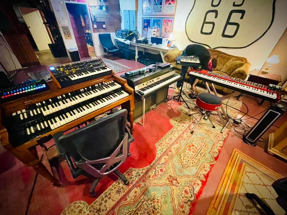 PrairieSunRecording tweet media