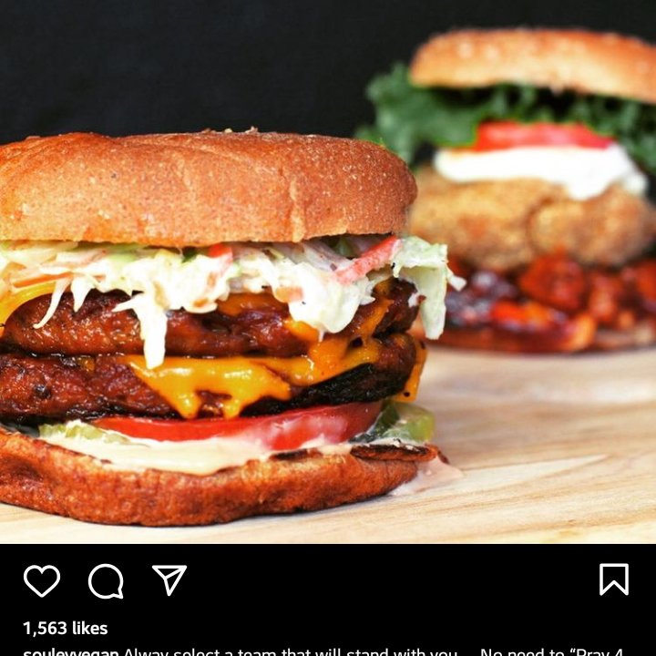 "I can't live without chicken and waffles &amp; #vegan food has no flavor!" 
Us: 👀 
Your #creole #soulfood #favorites now in #Oakland #SanFrancisco #LosAngeles &amp; #LasVegas 🍃 ❤
Order here: SouleyVegan.com