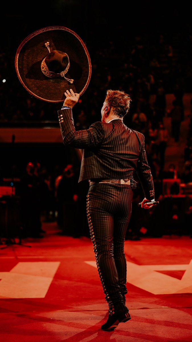 Alejandro Fernández tweet media