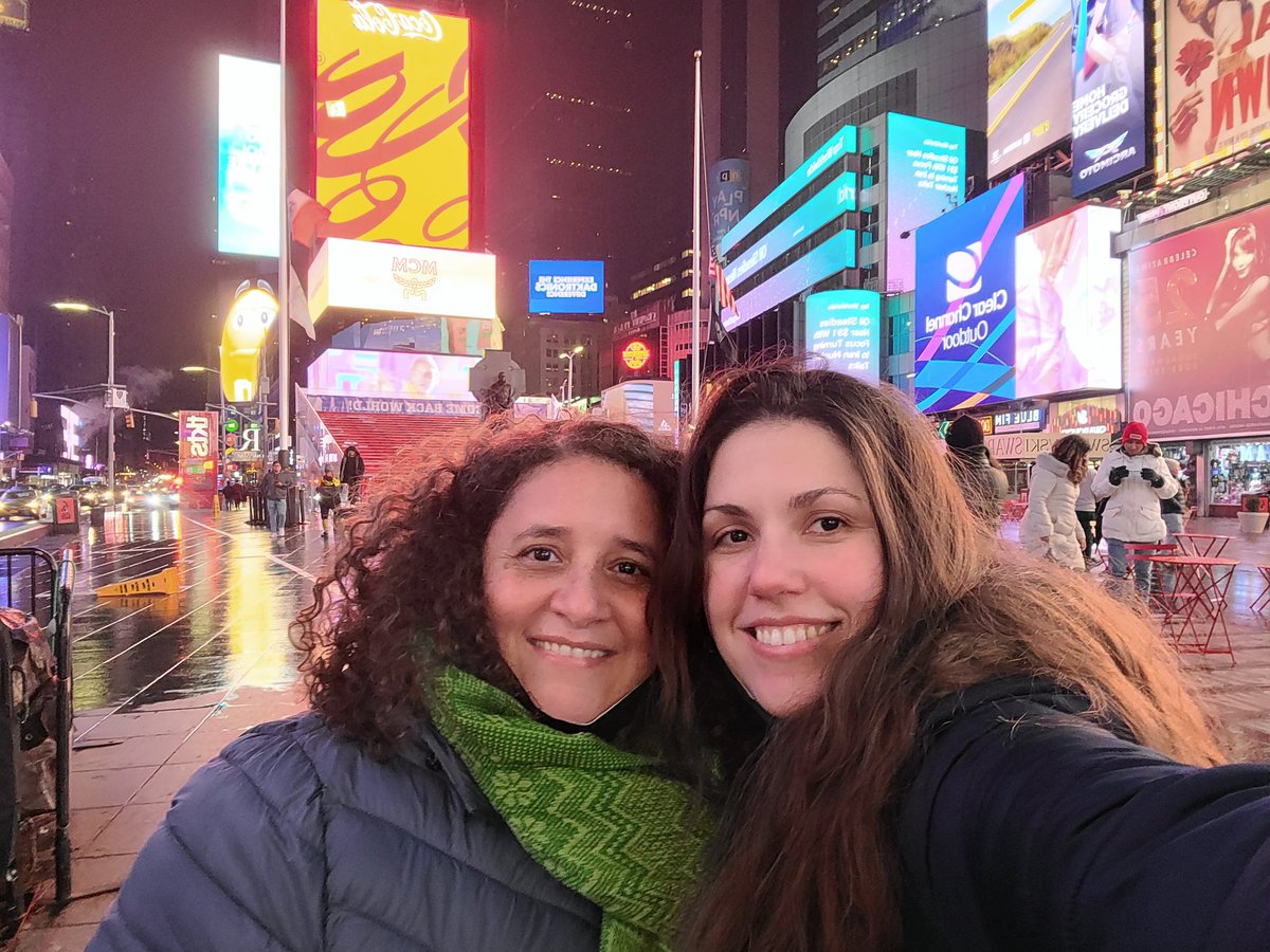 LatinaComm's tweet photo. We are here #NewYorkCity, #NABE2022.
Tomorrow at 3:20pm en el 4th Floor - MidTown. Los/as/es esperamos para hablar sobre #BilEd @ClarkCountySch. https://t.co/Ra4DrPMQIp