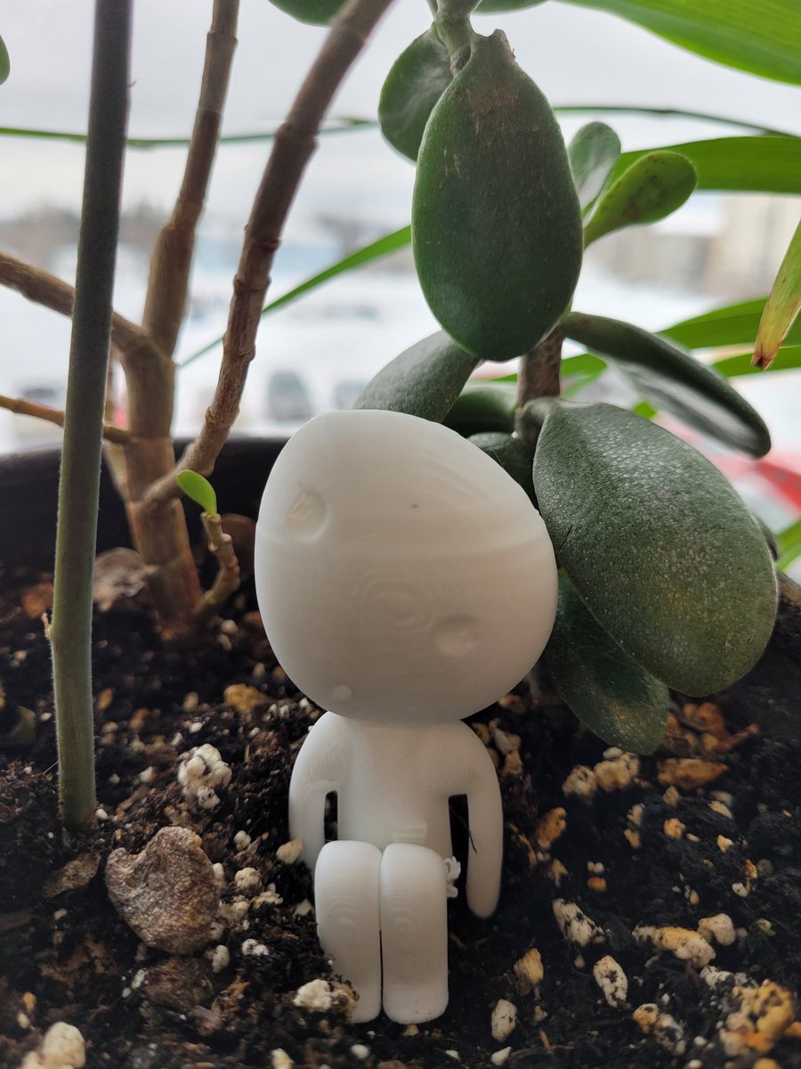 KayoeStewart's tweet image. Setting up the new @FHSkats @Creality3dP #Ender3V2. My #MakerClassroom is now full of #kodama 😉 @brilliant_labs