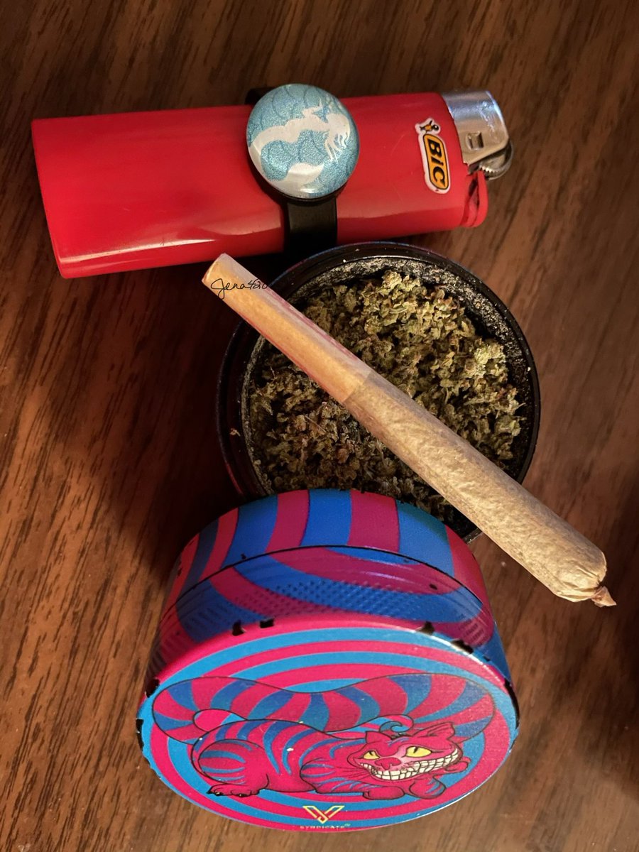 Puff puff pass fam 💚😙💨