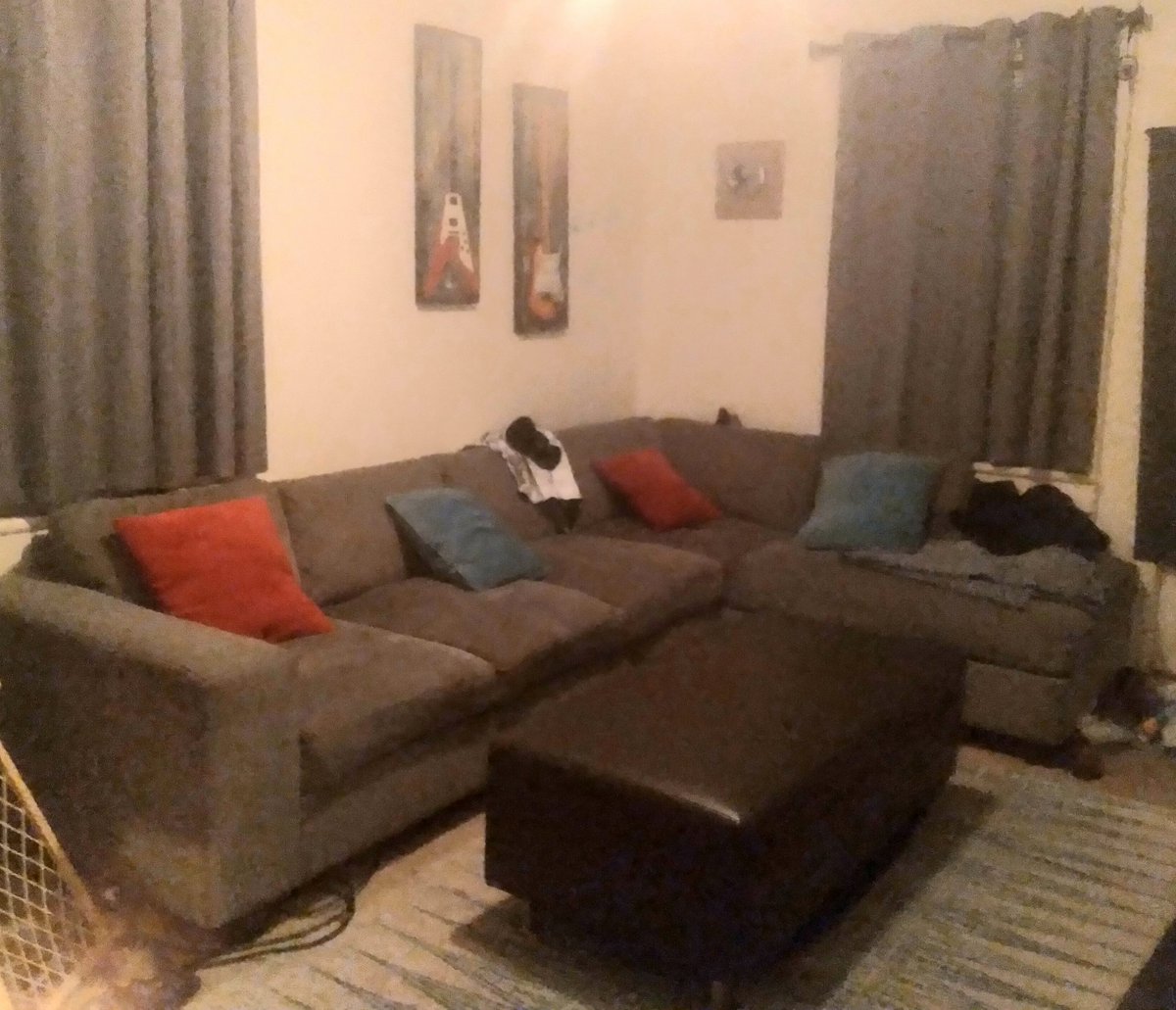Polarispoll's tweet photo. Not my place almost put Tf together!!! https://t.co/rUJvpLWt16