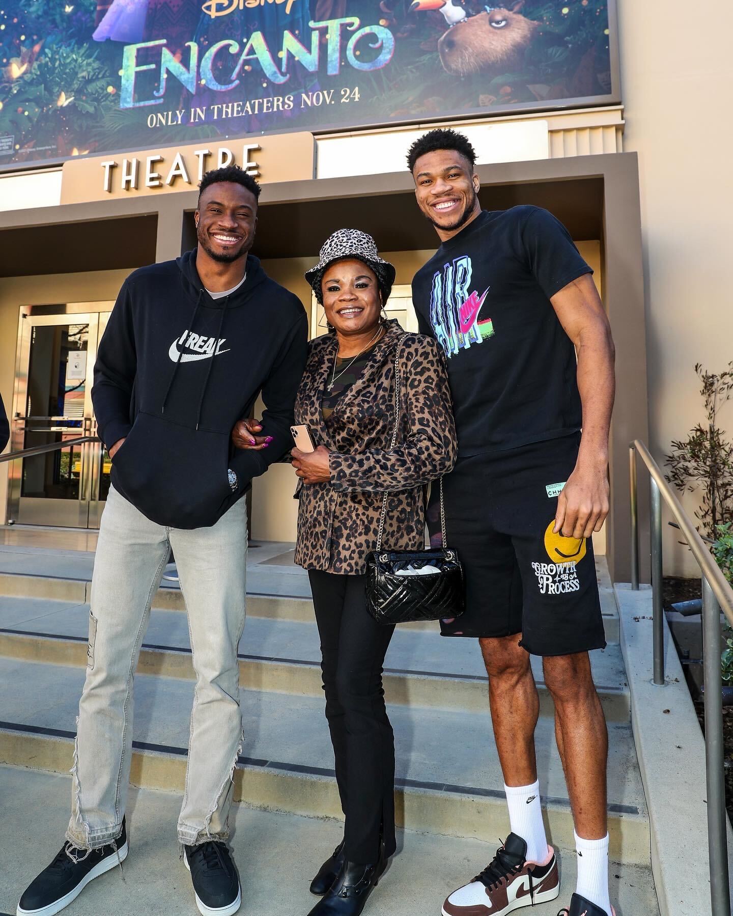 Top Tweets: Giannis introduces the world to Baby Greek Freak
