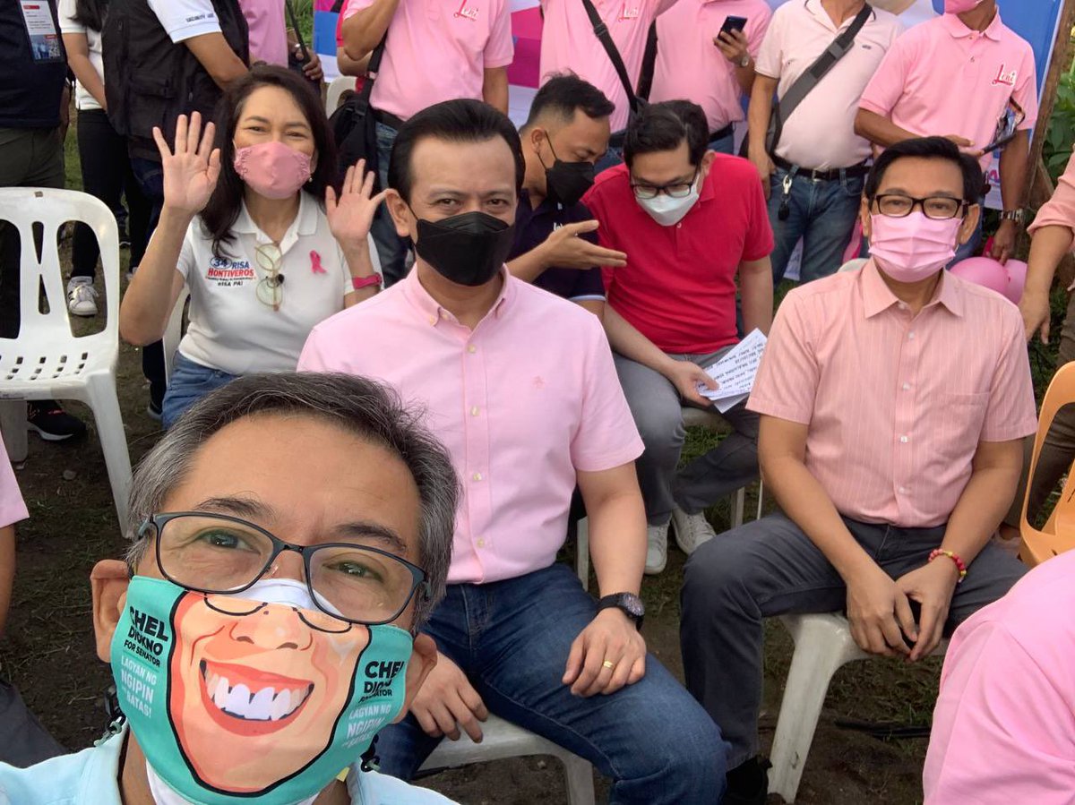 ChelDiokno's tweet photo. Marhay na aga! CHELfie din pag may time! It’s the first day of the official campaign period. Kumusta kayo? 🤓 https://t.co/45HLo6mgw7