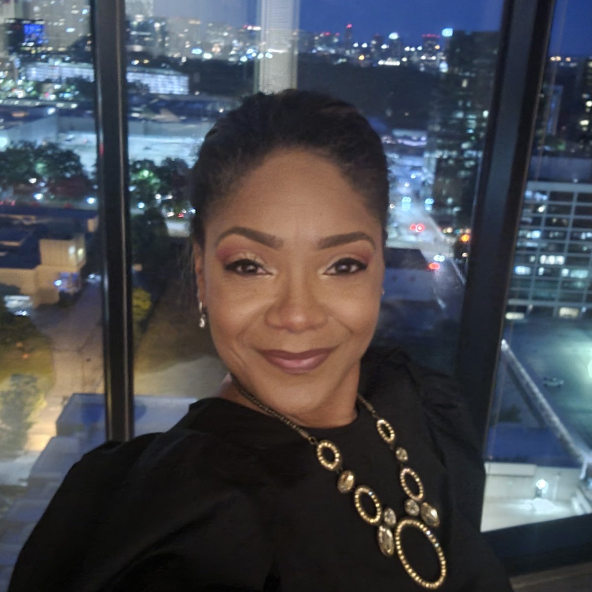 ShakeyWebster's tweet image. #NewProfilePic