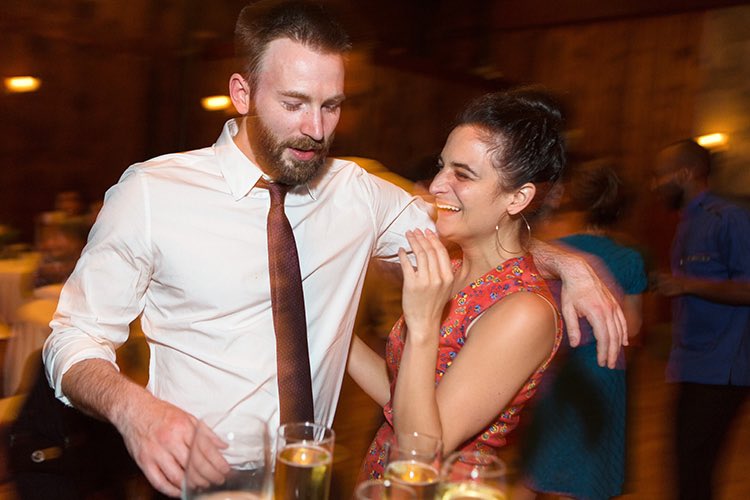 not that literally anyone asked but here’s a thread of the celebrity couples i will never get over breaking up:

1. jenny slate & chris evans https://t.co/zyU5inFKNU