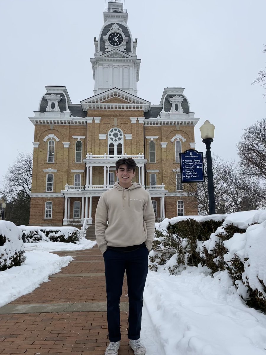 ThomasERohrer's tweet photo. After a great tour by @coach_galvan , I am honored to receive a scholarship offer from Hillsdale College! @CoachGardinera @Hillsdale_FB @Hillsdale https://t.co/3xU6Sy929Y