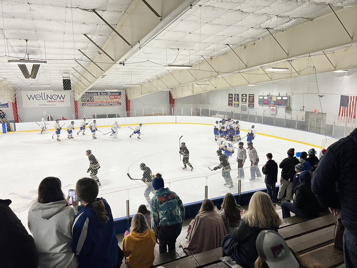 FINAL SCORE IRONDEQUOIT EAGLES 6 - RUSH HENRIETTA 4.