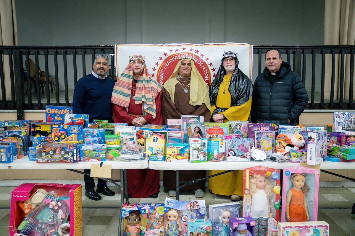 Last month our Board of Directors joined the Annual Three Kings Day event organized by DIEGO LAW FIRM, LLC at Our Lady Star of the East Church. Special thanks to Joshua Lopez Photography for the fantastic photos. #HLANJ