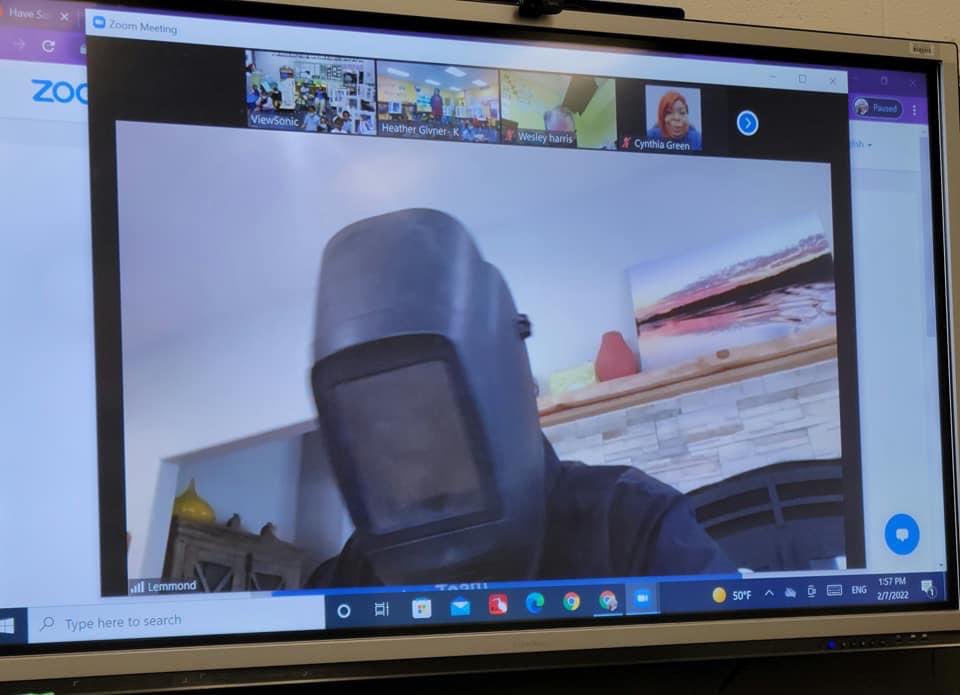 Payne STEAM Academy scholars enjoyed learning all about welding and engineering from Mr. Lemmond on Zoom today. Thank you Mr. Lemmond for inspiring our future engineers! #TeamSelmaConnected #steameducation #presentengagedconnected #welding <a href="/SCSStudentsFir1/">Ozella D. Ford, Ph.D.</a>